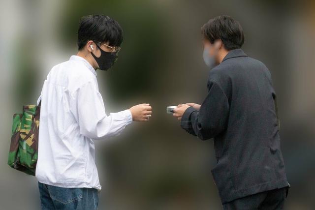 日本知名男声优被曝隐婚出轨，曾一脚踏六船，情人被骗气到住院？