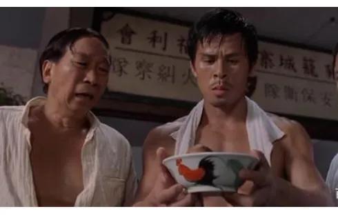 40年来隐隐绰绰的公鸡碗