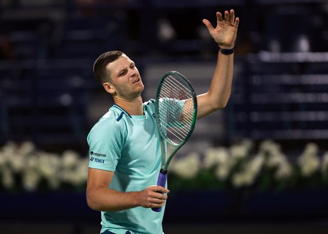 （外代二线）网球——迪拜锦标赛：安贝尔晋级四强