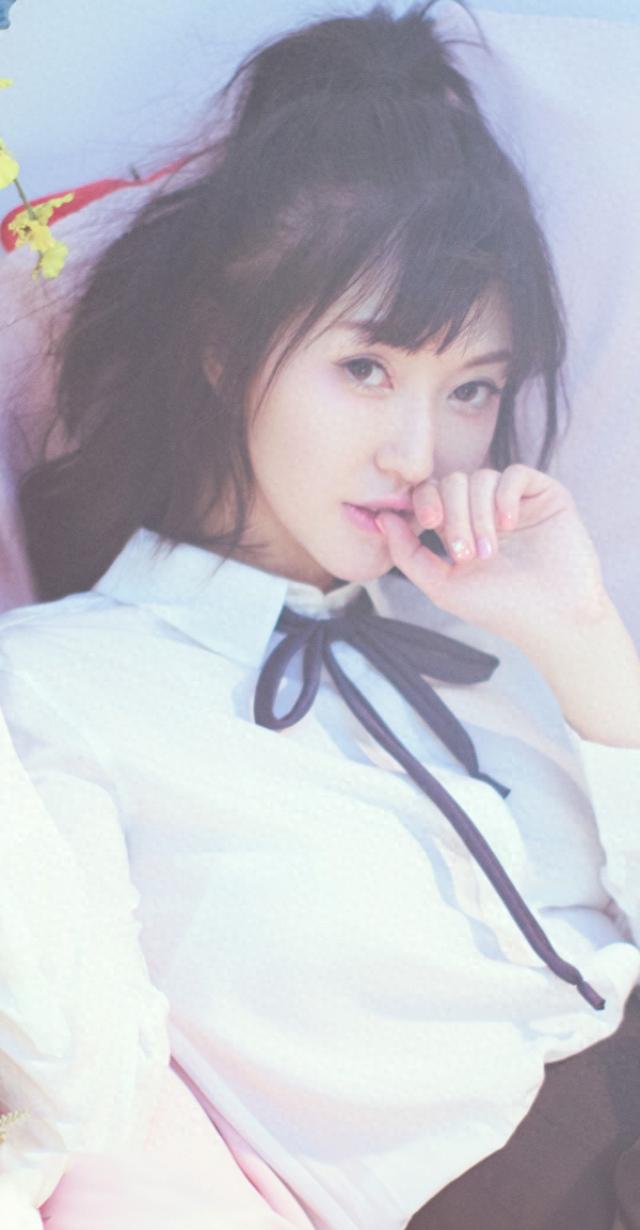 90后冯溪机缘巧合进《乡村爱情》，甜美爱笑运气好，身材标致