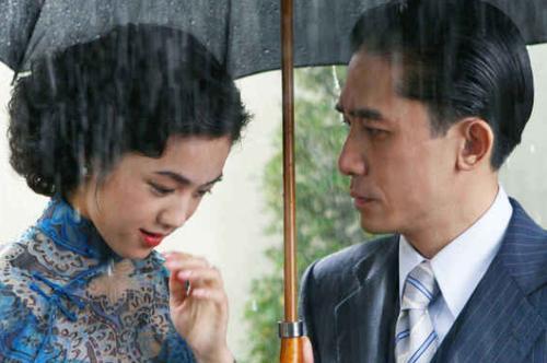 拍完《色戒》之后，李安、汤唯和梁朝伟当场抱头痛哭，成名路不易