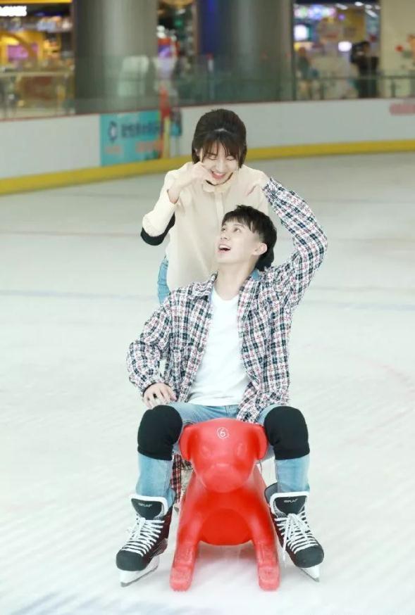 恋梦空间2:朱云慧退出节目!宋湲安慰王瑛瑛,她的性格引发热议