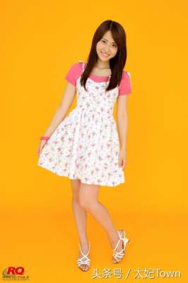 日本美女黄(一个超级黄色的日本大小姐写真)