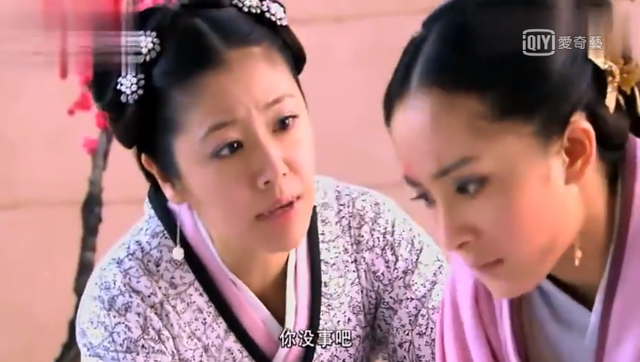 杨幂被“忽悠”去演了林心如身边一个小配角,没想到却成了经典