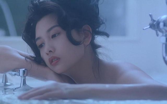 90年代的不老女神,又纯又欲,邱淑贞的五部电影,看过这辈子值了