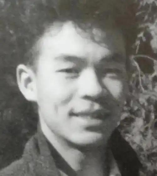 孙浩：26岁上春晚爆红，得罪杨坤20年不敢说话，56岁仍不婚不育