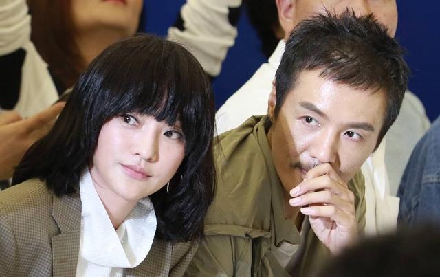 情路坎坷的周迅:21年谈了8个男友,39岁结婚,45岁婚姻破碎