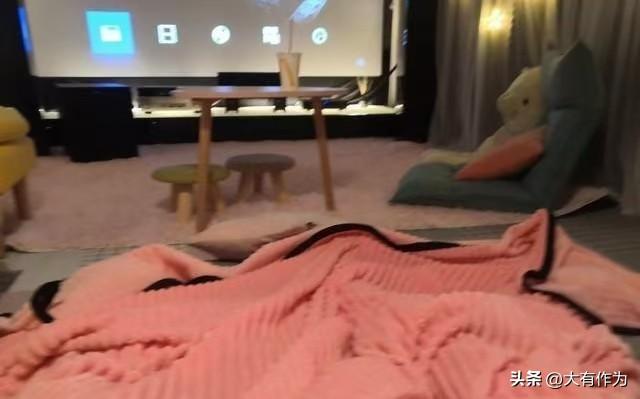 道德沦丧？私人影院情色服务曝光：背后的问题与反思？