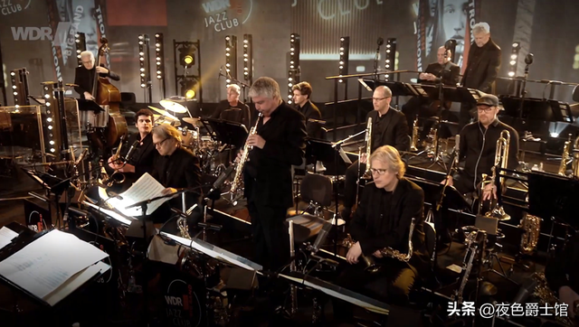 西班牙小姐姐的甜美和大乐队的恢宏，你喜欢哪一个