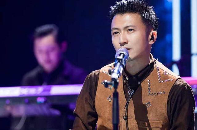 谢霆锋身家遭台媒大起底，坐拥10亿财产，却疑因王菲遭儿子埋怨？