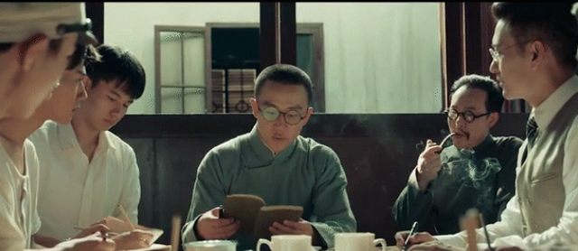 连续8天都拿下冠军，《1921》凭什么能让人“痴迷”？