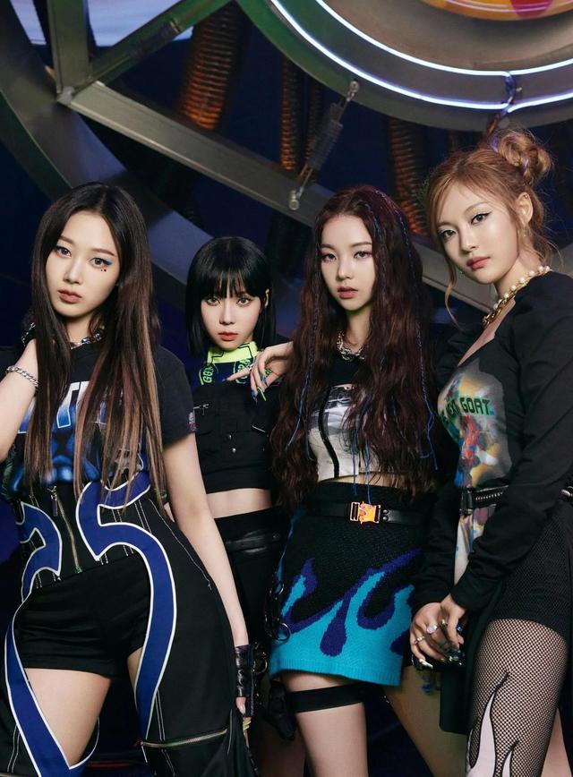 刘知珉剪短发登上热帖，这人气，佩服