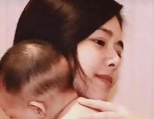 余笛(原东方卫视主持人陈辰,低调嫁歌唱家余笛,今被丈夫宠成少女)