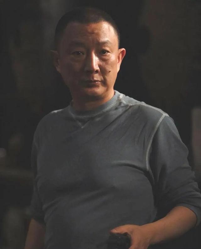 北电校花，被四婚名导抛弃，人到中年爆火出圈，生活与事业双丰收