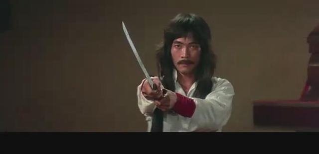 死亡塔高潮部分,李小龙死后的剪辑电影