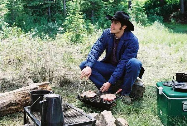 《断背山》讲的不是同性恋,而是爱