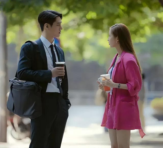 女性私处颜色深，是性生活多了？需要处理吗？别被男人“洗脑”了