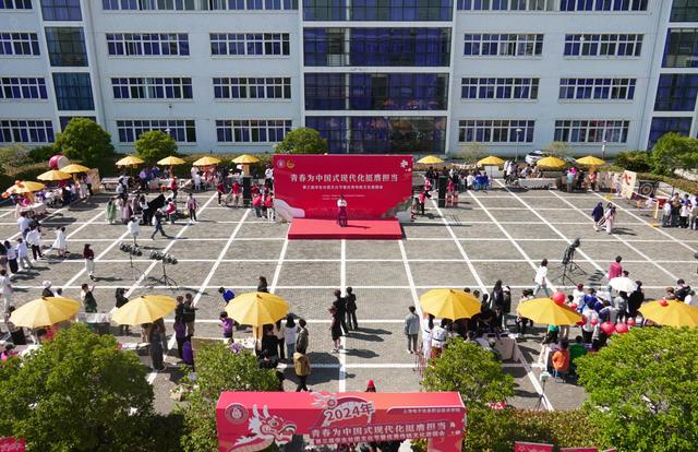 寓教于乐，在校园游园会里感受中华优秀传统文化魅力