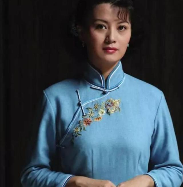 分手25年后，再看巍子和史兰芽现状，两人差距令人感叹