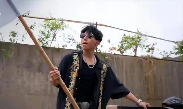 郭京飞对阵孙艺洲,演技差距一目了然,《驻站》这场戏太精彩!