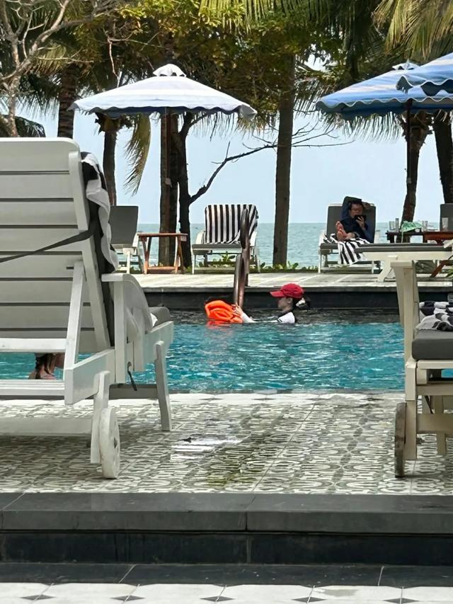 性感乐坛天后富国岛被捕获真实身材曝光 一举动竟令粉丝伤心？