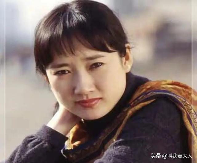 王刚的3个女人：与小20岁娇妻很幸福，前妻成方圆如今怎样了？