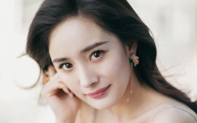 杨幂被“忽悠”去演了林心如身边一个小配角,没想到却成了经典