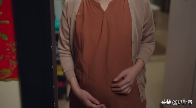 《欢乐颂4》曝预告：露西妈妈怀孕，余初晖被父亲暴打，戴维不婚