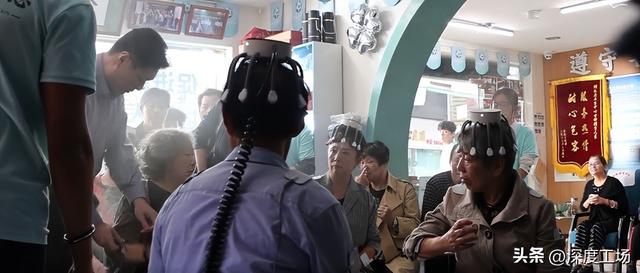 触目惊心！看完《草木人间》，发现它把现实传销案件的恐怖拍全了