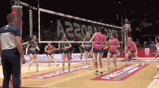 朱婷迎来赛季首冠！