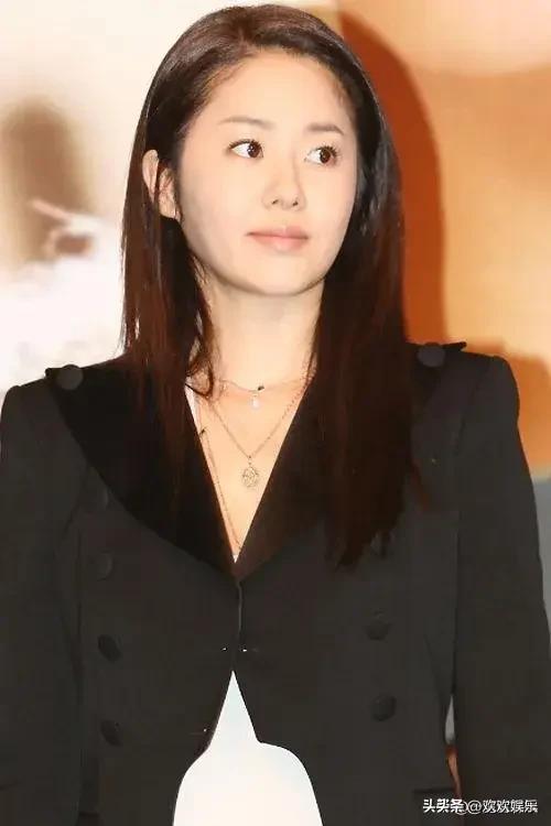 韩娱陷入影视寒冬?金荷娜高贤廷竟没戏拍 自降片酬不演主角等机会