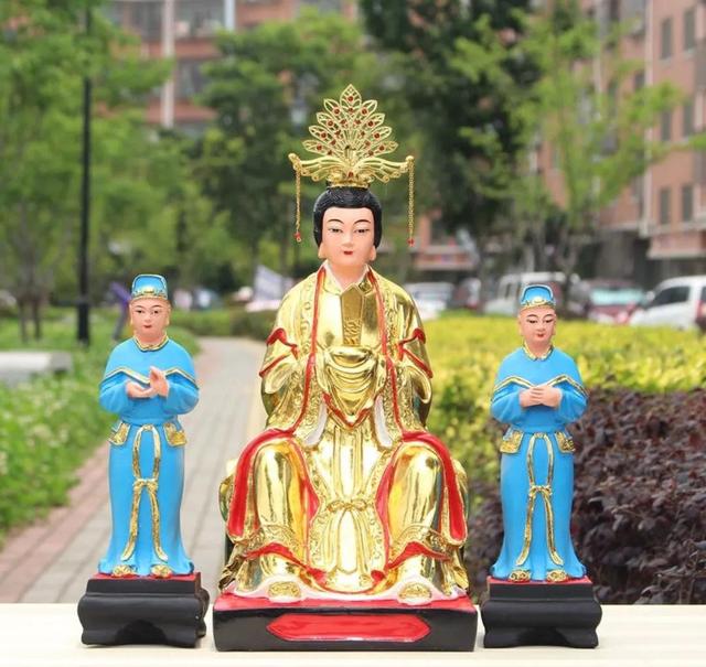 封神：封神世界的童子与民间传说中的替身