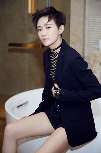 来自安徽的美女明星，来看下是否有你心中的女神