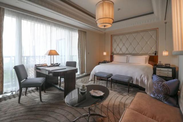 入住上海半岛的“最好”时机，酒店控完美的staycation