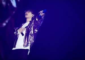 许嵩出道时间(36岁的许嵩“铁树开花”,老粉纷纷送祝福,女友竟比他小14岁)