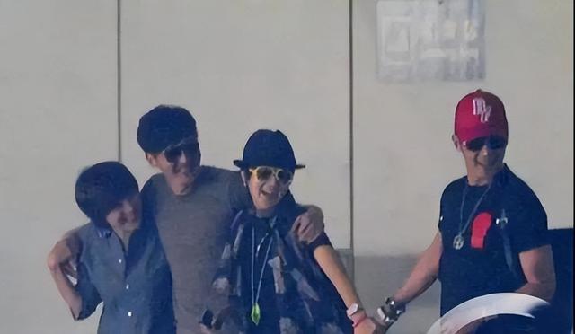 娶亲姐妹成连襟，丈母娘态度却不同，陆毅和郭京飞谁更受鲍母宠？