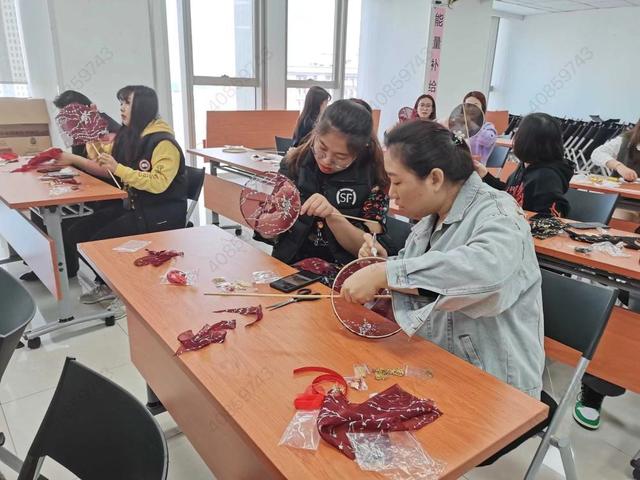 暖心传递关爱——新业态里的“她关怀”