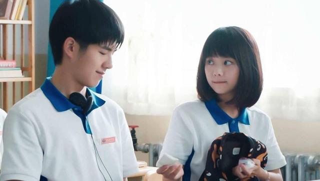 大瓜!曝谭松韵隐婚,老公疑似是著名制片人,男方长相被嘲太丑