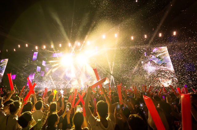 五月天演唱会门票30秒被抢光！网友：还有张学友，抢到哪个去哪个！