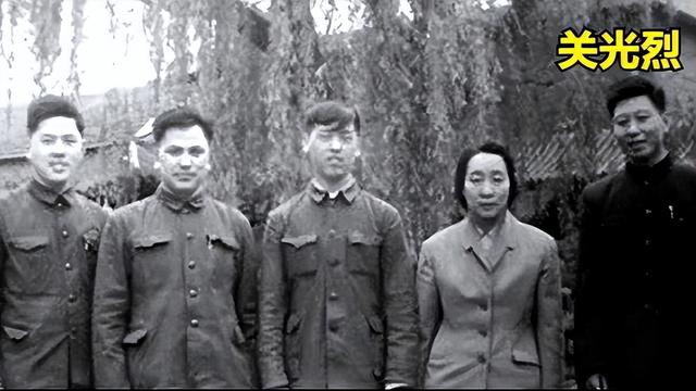 原127师政委，曾是张万年的搭档，71年拒绝提供火焰喷射器