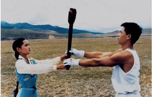 「国潮」救李宁？