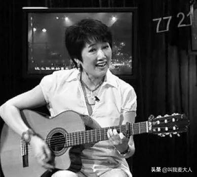 王刚的3个女人：与小20岁娇妻很幸福，前妻成方圆如今怎样了？