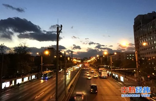 各地“抢人大战”正酣,他们为什么“重返北上广”?