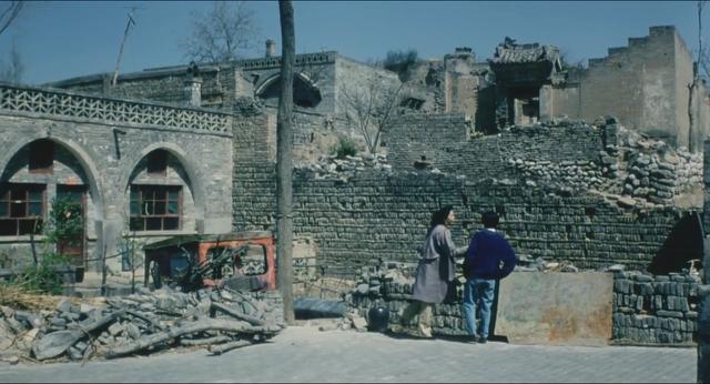 《站台》：贾樟柯的平民史诗