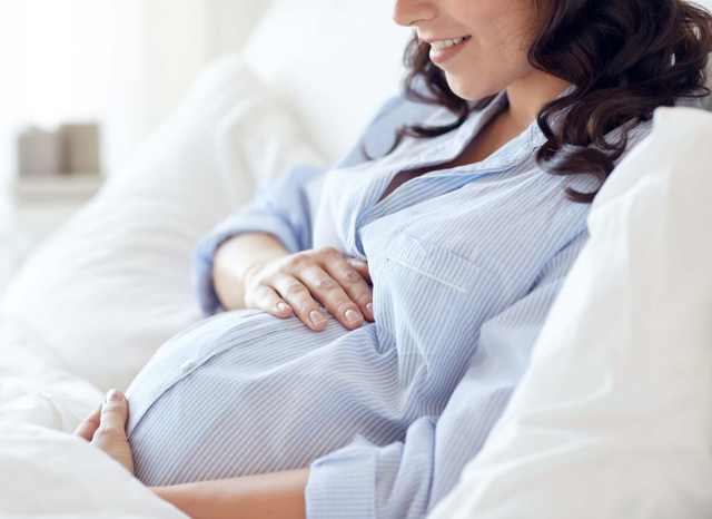 女性私处颜色深，是性生活多了？需要处理吗？别被男人“洗脑”了