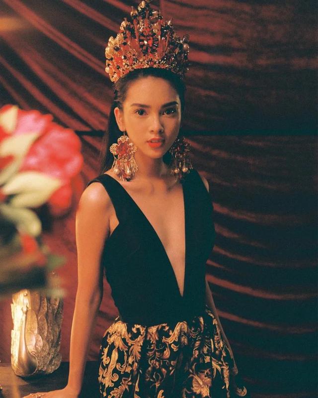 越南绝色美女：每一位都是人间水蜜桃，惊艳你的视线！