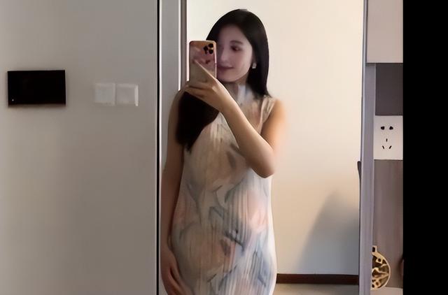 湖北90后空姐爱上大7岁英国大高个，未婚先孕，父母反对也要嫁！