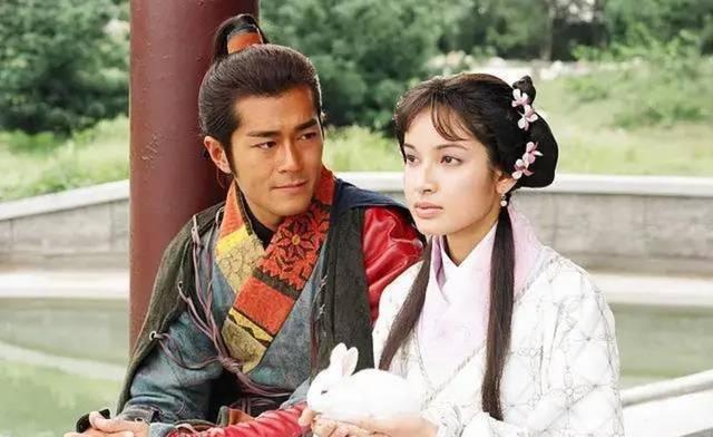 被男友骗4亿、开按摩店，都是惊艳童年的新加坡女星，境遇大不同