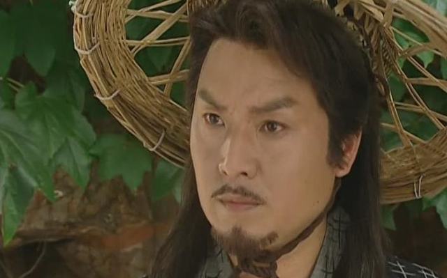 《水月洞天》尹天雪,好好的大小姐不做,为啥要偷学尹仲的武功?