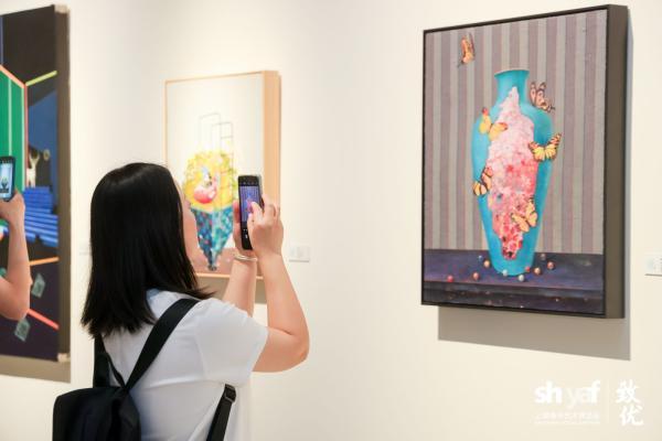 打造元宇宙艺术展厅，第九届上海青年艺博会“电量已满”